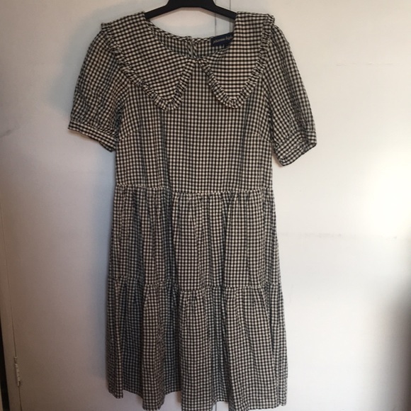Princess Highway Dresses & Skirts - black and white princess highway checkered collared tiered shirt sleeve dress